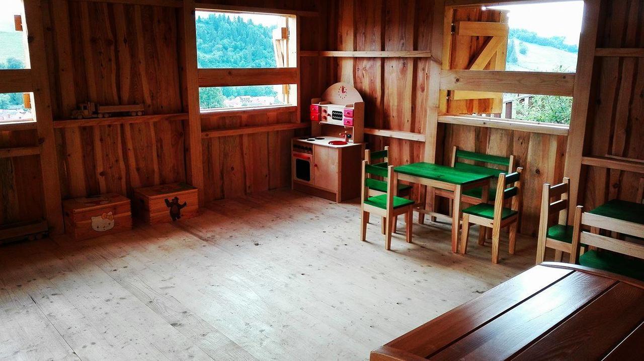Pensjonat I Restauracja Nowak 호텔 Łapsze Niżne 외부 사진
